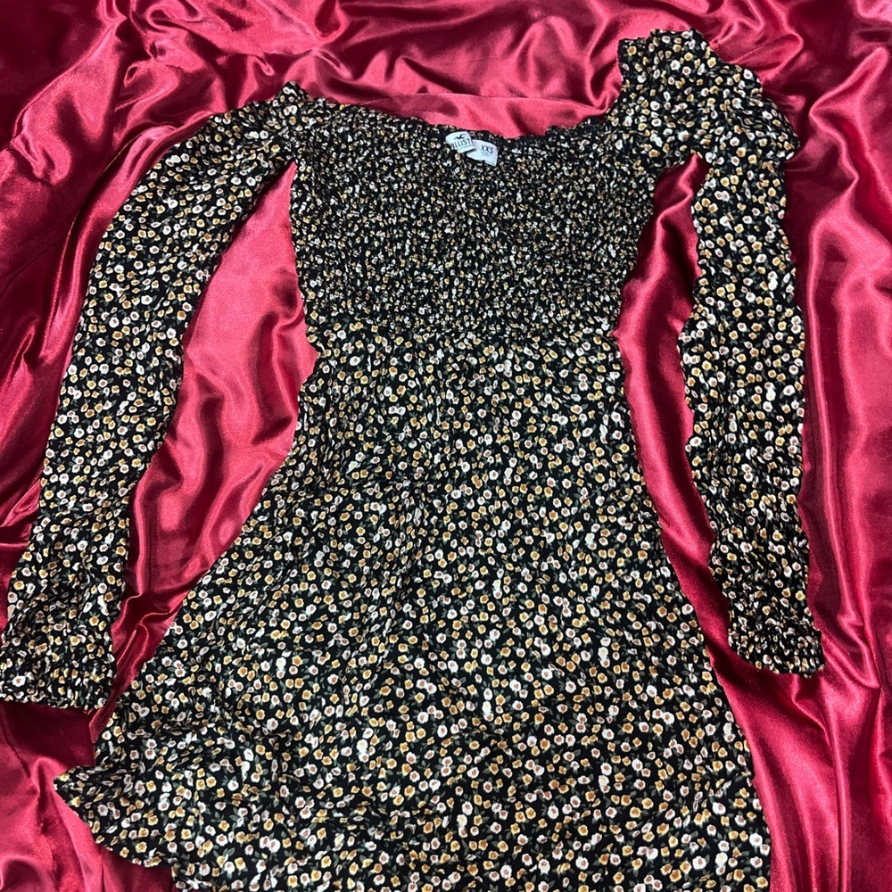 Hollister Black and Cream Floral Mini Dress